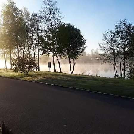 Luxuswohnwagen Karpfen Am Kransburger 354 *