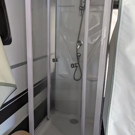 Luxuswohnwagen Karpfen Am Kransburger 354 * Wurster Nordseekuste