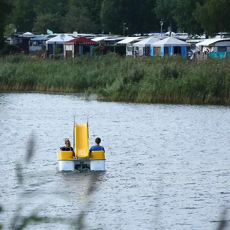 Luxuswohnwagen Karpfen Am Kransburger 354 *