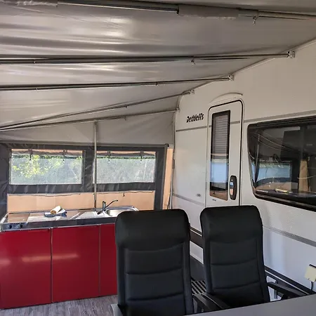 Luxuswohnwagen Karpfen Am Kransburger 354