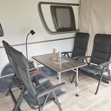 Luxuswohnwagen Karpfen Am Kransburger 354 Campingplatz *
