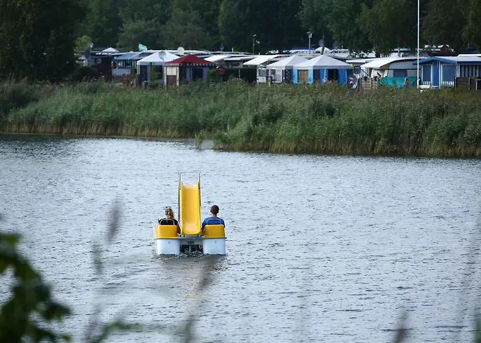 Luxuswohnwagen Karpfen Am Kransburger 354 *